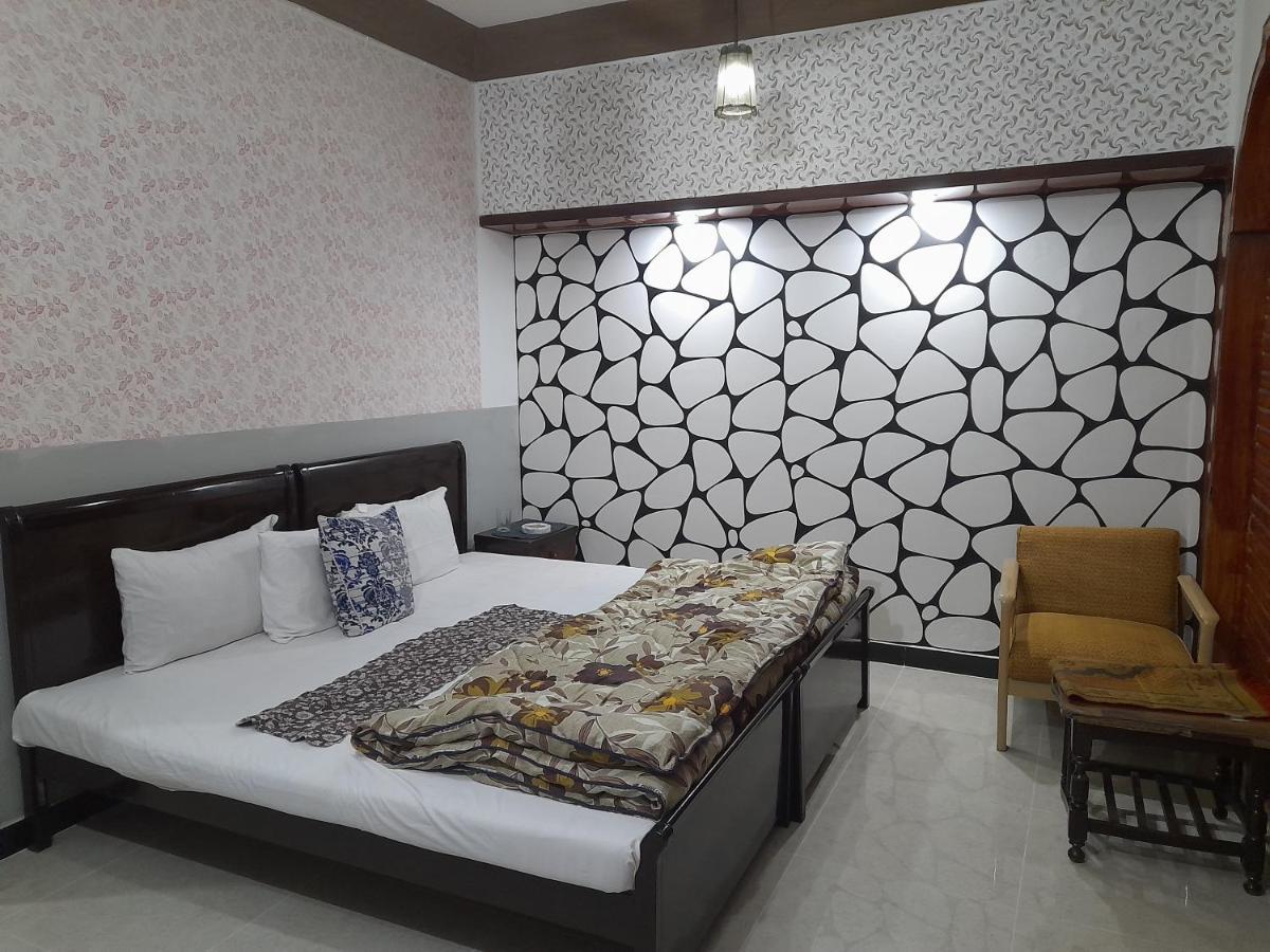 New City Lodges Guesthouse Islamabad Exterior photo