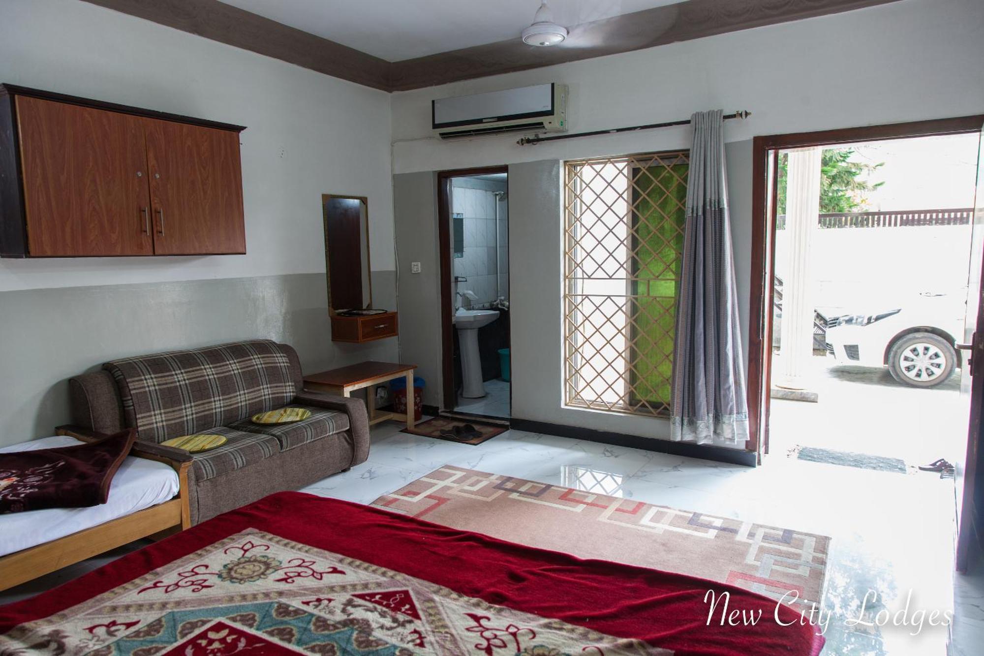 New City Lodges Guesthouse Islamabad Exterior photo