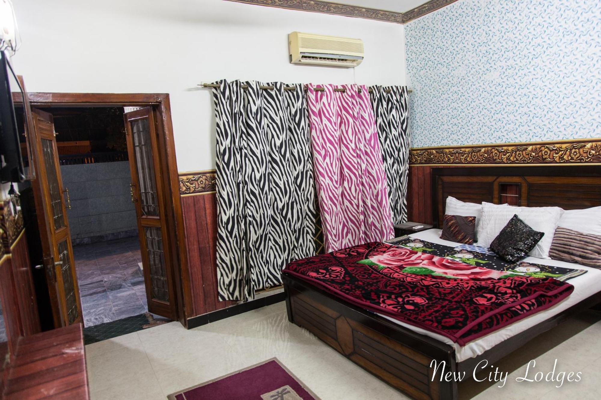 New City Lodges Guesthouse Islamabad Exterior photo