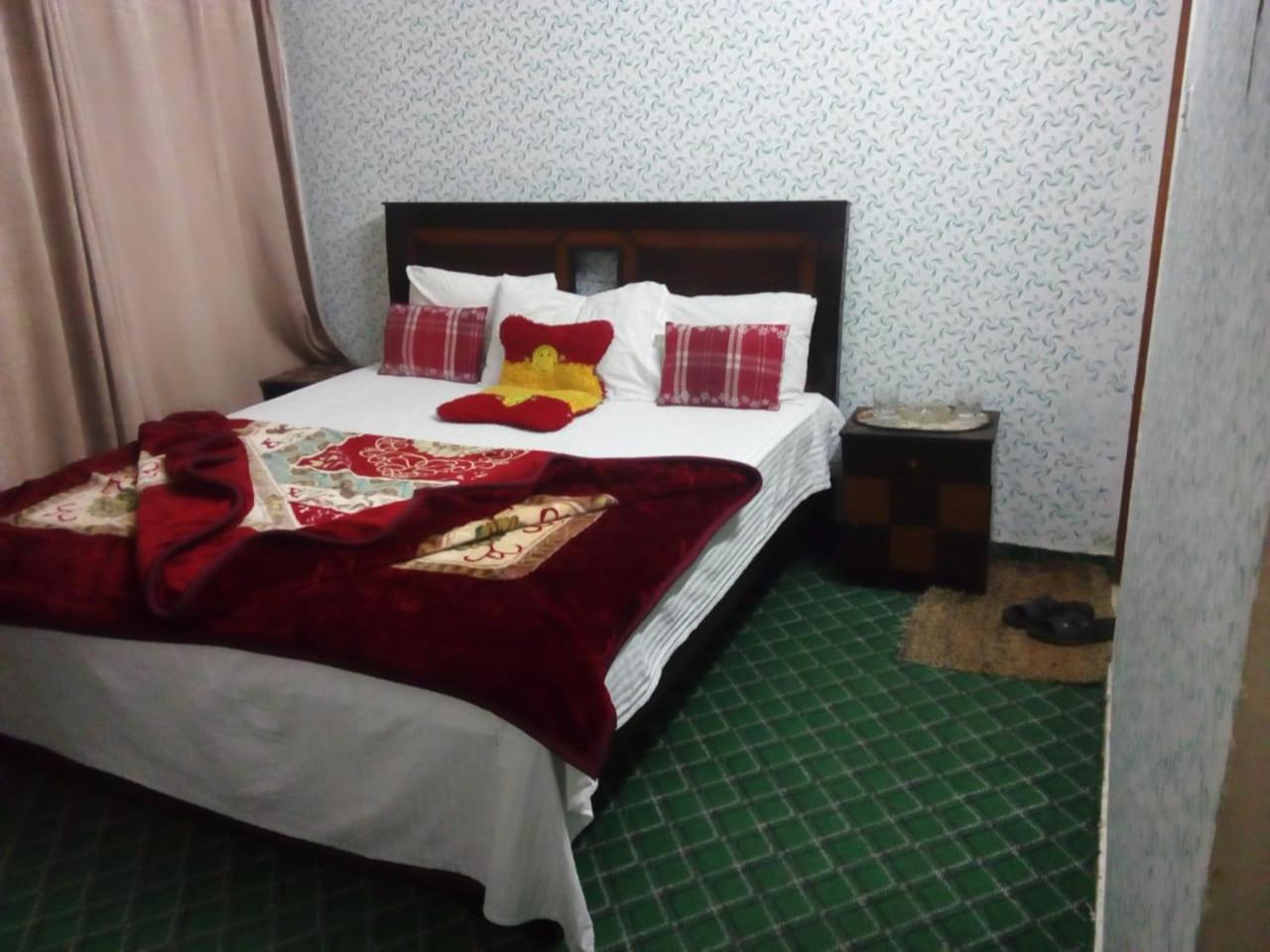 New City Lodges Guesthouse Islamabad Room photo