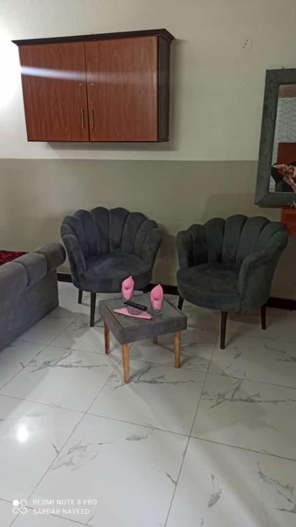 New City Lodges Guesthouse Islamabad Exterior photo