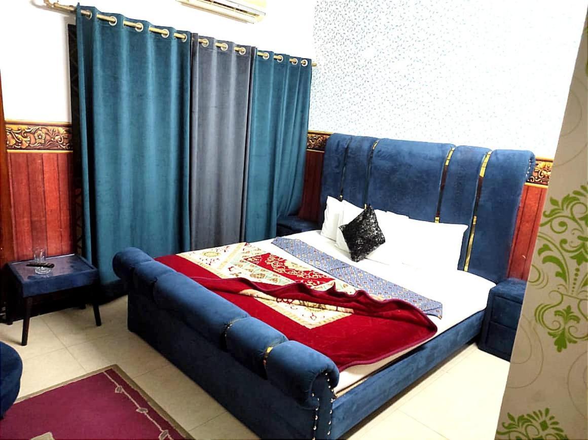 New City Lodges Guesthouse Islamabad Exterior photo