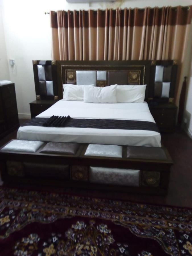 New City Lodges Guesthouse Islamabad Exterior photo
